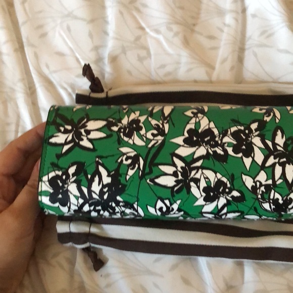 Henri bendel sun glass clutch - Picture 2 of 4